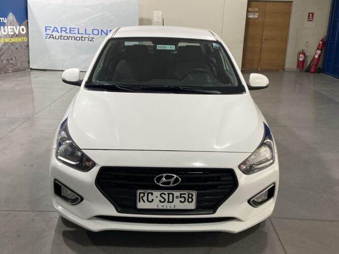 HYUNDAI VERNA CB PLUS 1.4 MT 4X2 BNC SD / RCSD-58