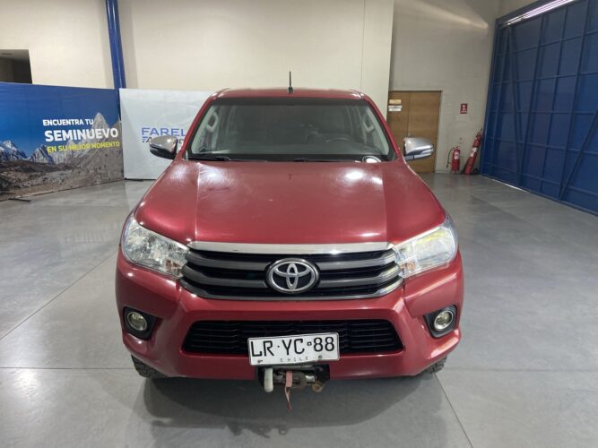 TOYOTA NEW HILUX SR 2.8 MT 4X4 DSL DC E5 / LRYC-88