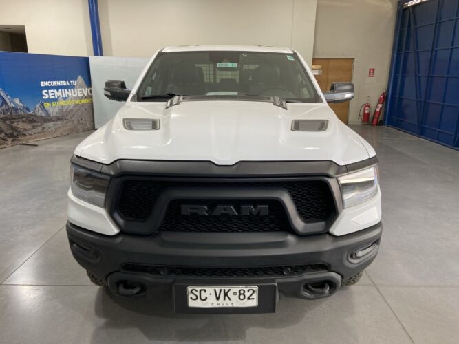 RAM 1500 CREW CAB REBEL 5.7 AT 4X4 BCN DC / SCVK-82