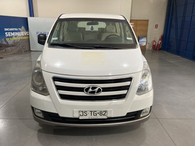 HYUNDAI NEW H-1 2.5 MT 4X2 DSL AC 2AB CRDI 10S+2 / JSTG-82