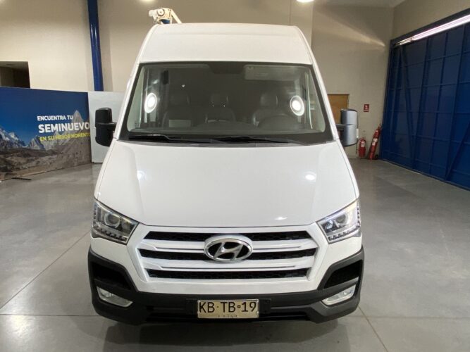 HYUNDAI SOLATI H350 2.5 MT 4X2 DSL FG E5 / KBTB-19