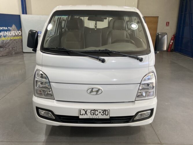 HYUNDAI PORTER 2.5 MT 4X2 DSL STD DC / LXGC-30